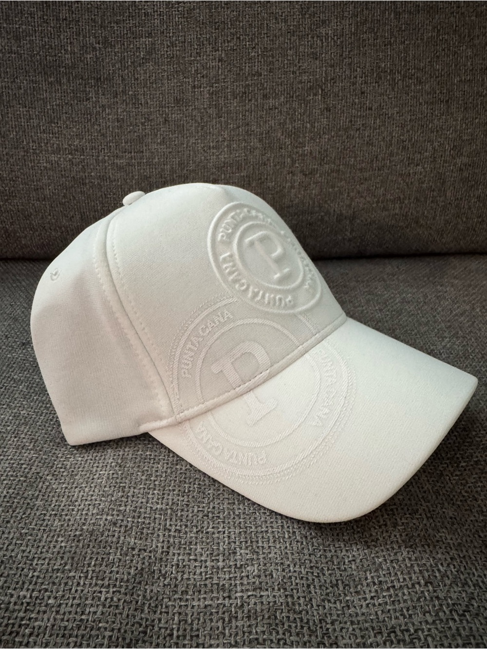 Robin Ruth White Adjustable Baseball Cap with Logo Tag - Picture 3 of 5
